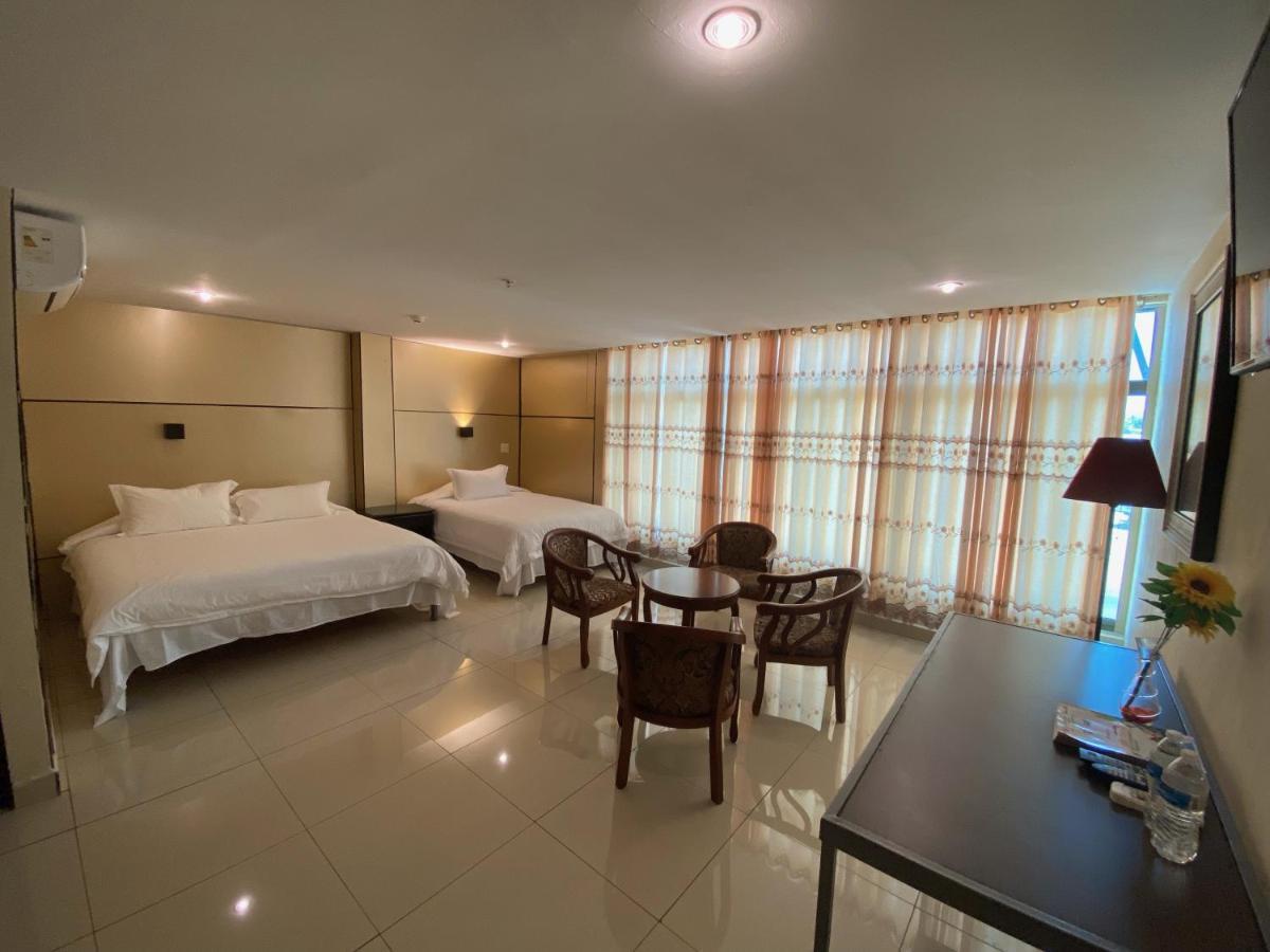 Hotel F Sur Inn Давид Екстериор снимка