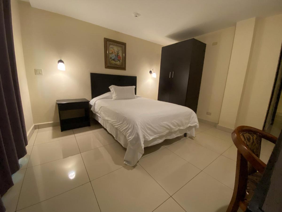 Hotel F Sur Inn Давид Екстериор снимка
