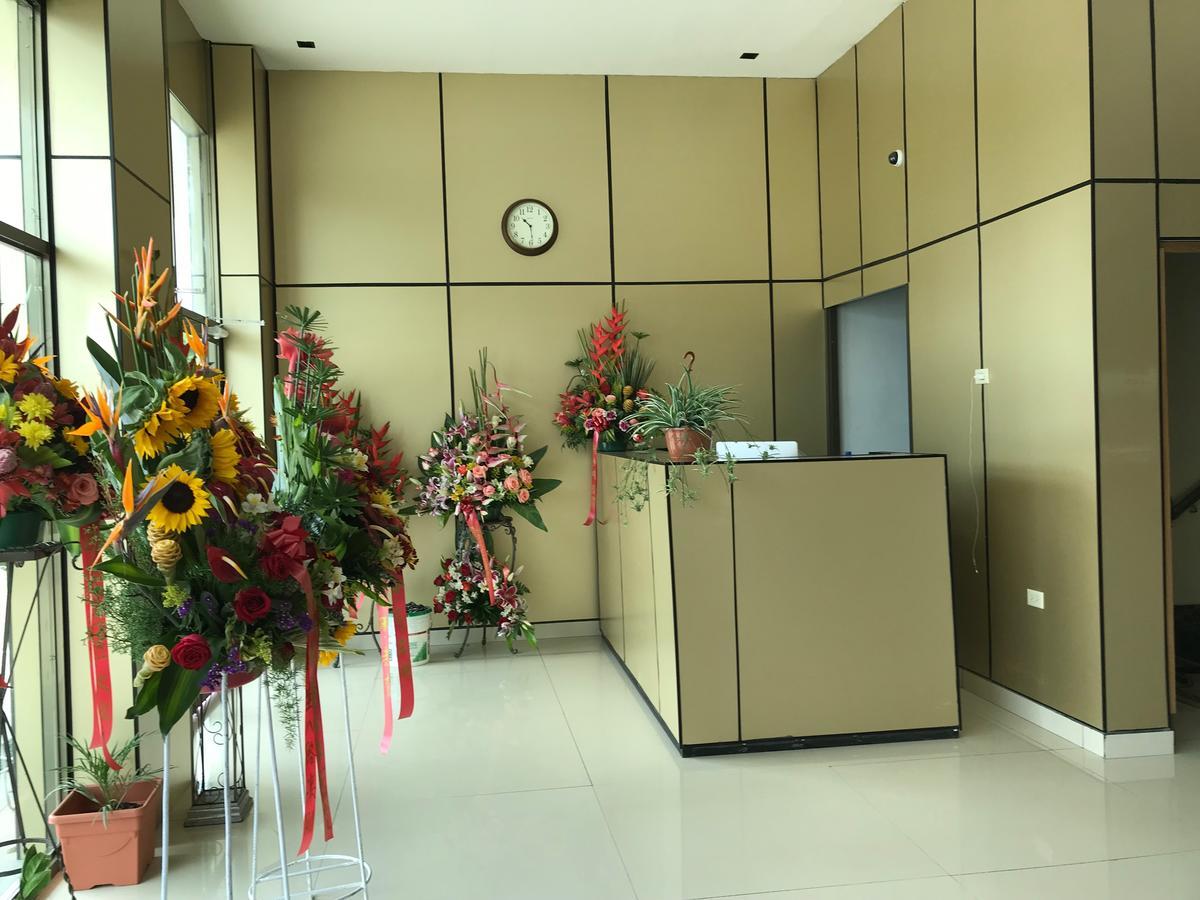 Hotel F Sur Inn Давид Екстериор снимка